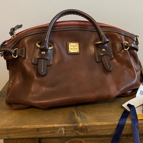 EUC Dooney toledo mail satchel - Picture 5 of 6